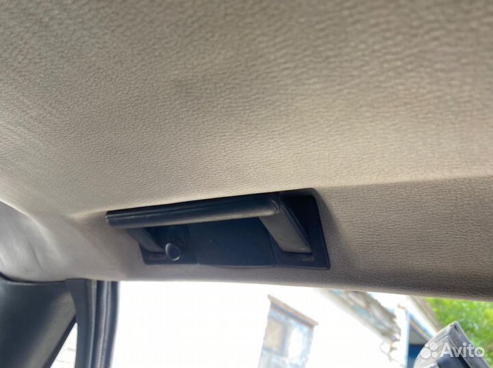 Ручки потолка Audi 100 C3