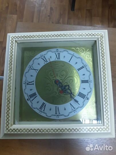 Часы СССР настенные
