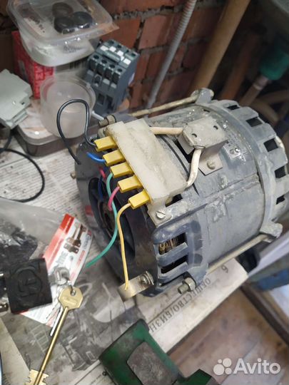Электродвигатель 220в