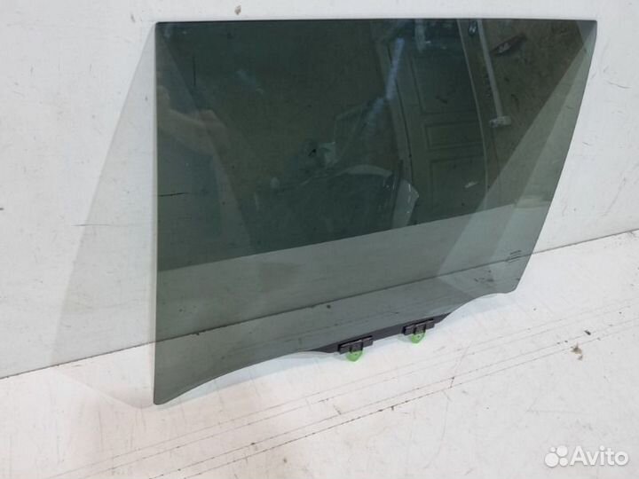 Стекло двери заднее левое Toyota Rav4 50 2019