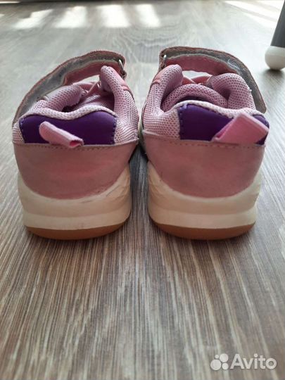 Кроссовки 19 размер для девочки
