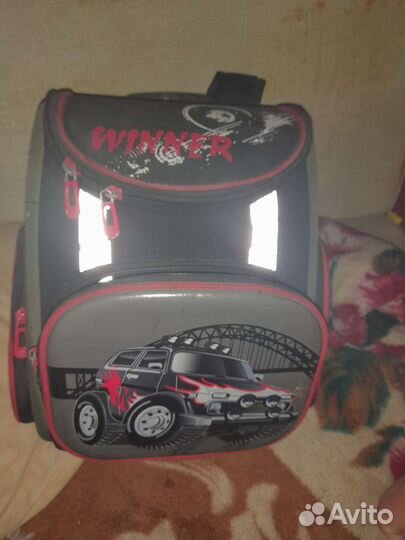 Школьный рюкзак