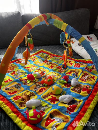 Развивающий коврик