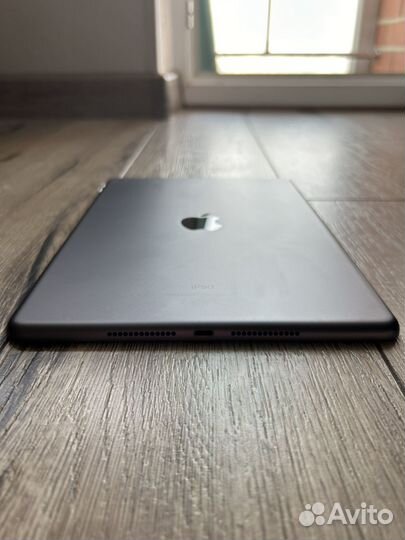 iPad 7 поколения