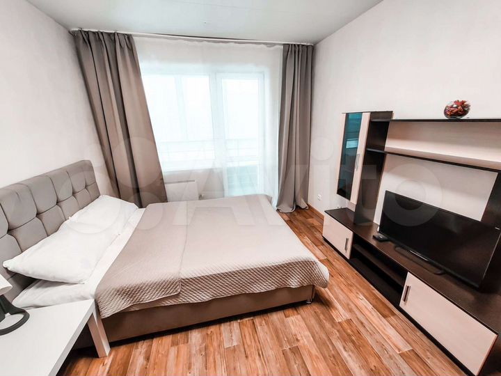 1-к. квартира, 40 м², 10/18 эт.