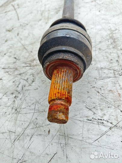 Привод задний правый Bmw 7-Series F02 N57D30A 2011