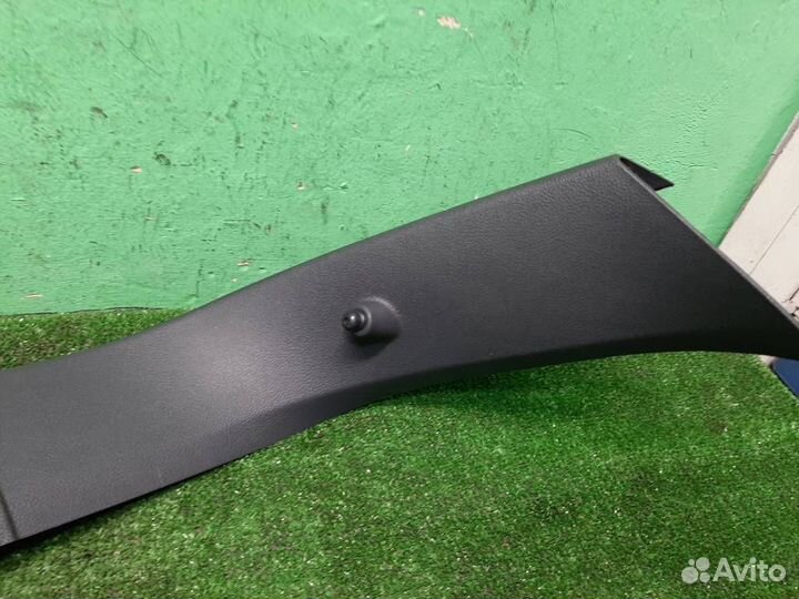 Обшивка крышки багажника Peugeot 3008 2010