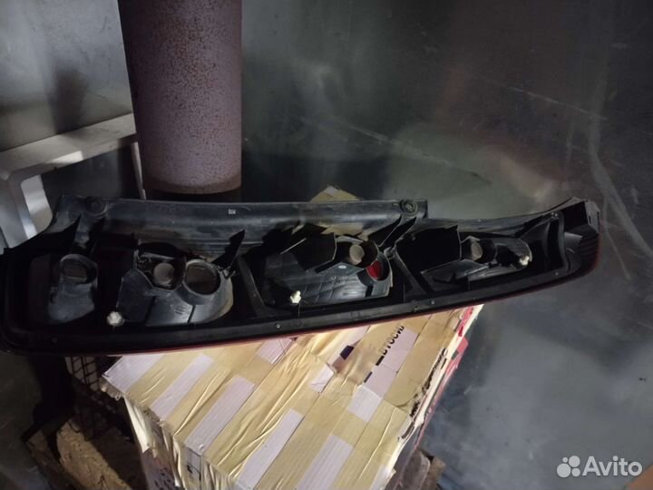 Фонарь задний левый. Ниссан х трейл т30