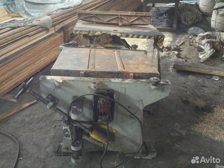 Лесопильный станок