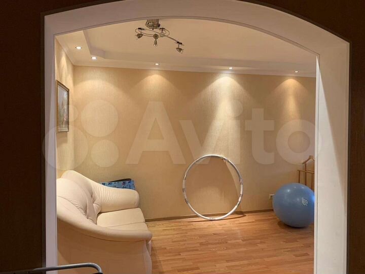 Комната 25 м² в 2-к., 7/16 эт.