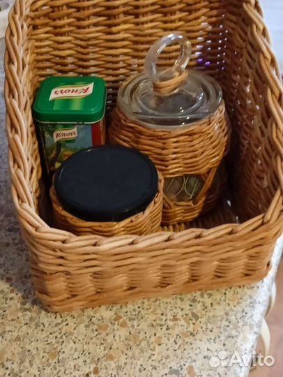 Корзина для хранения плетёная из лозы