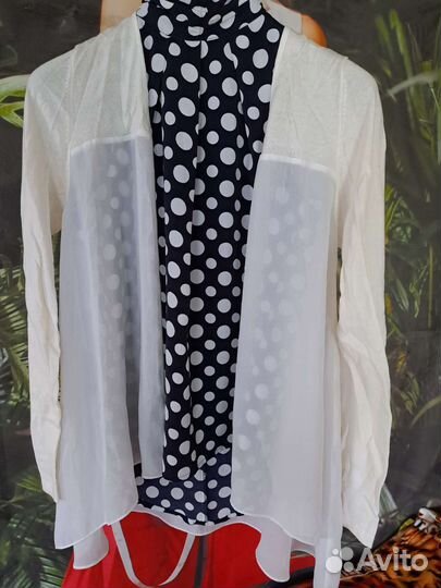 Пакет фирменной одежды для худенькой девушки