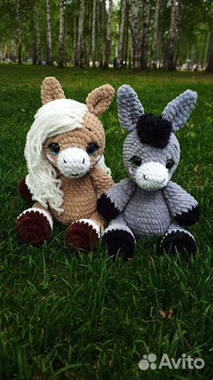 Мягкие игрушки, сумки, тапочки ручной работы