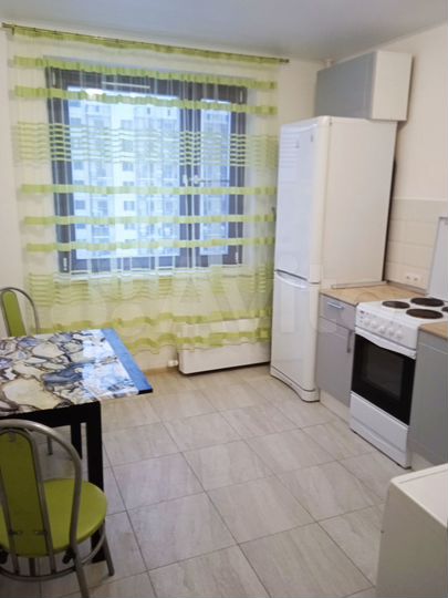 Комната 20 м² в 3-к., 8/17 эт.