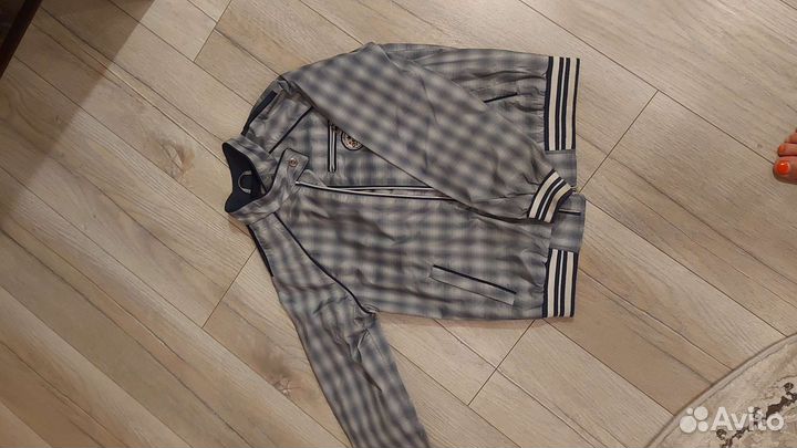 Продам вещи на мальчика б/у на 8-10 лет