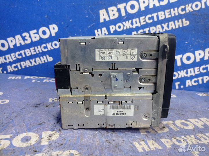 Штатная магнитола Mercedes-Benz W220 седан