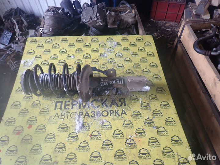 Амортизатор передний левый для Peugeot 308 I 2007