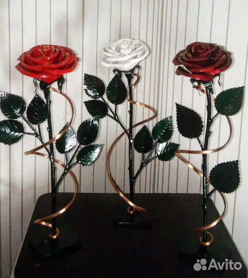 Роза металлическая с медью