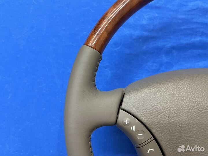 Оригинальный руль с подогревом Lexus GX470 LX470