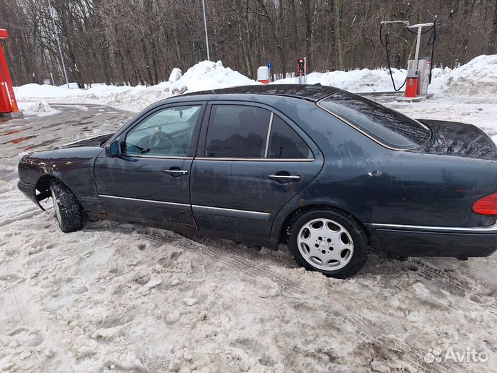 Mercedes-Benz E-класс 2.4 AT, 1998, 440 000 км