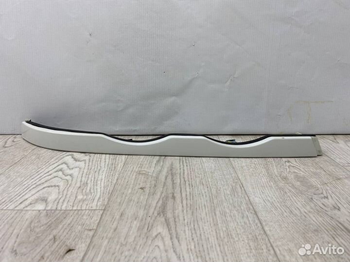 Накладка (планка) под фару правую BMW 3-Series (E4