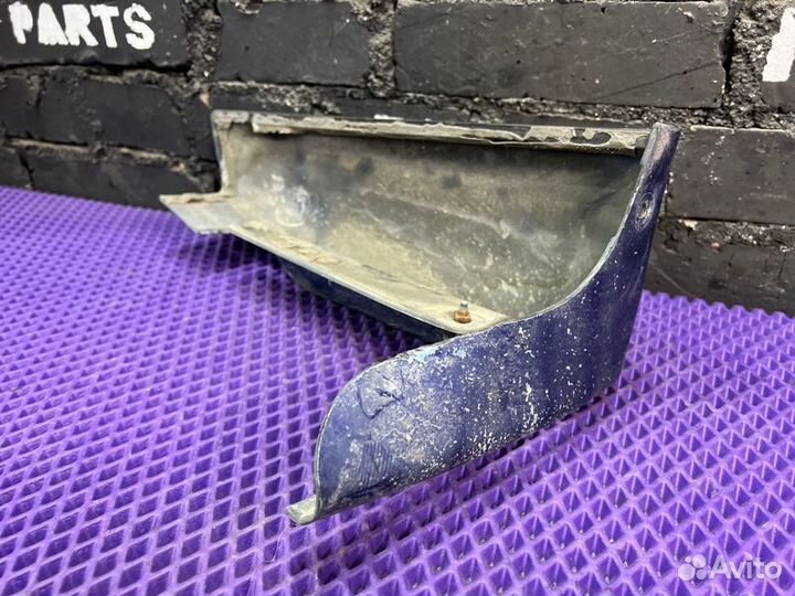 Накладка на бампер задняя левая Subaru Legacy