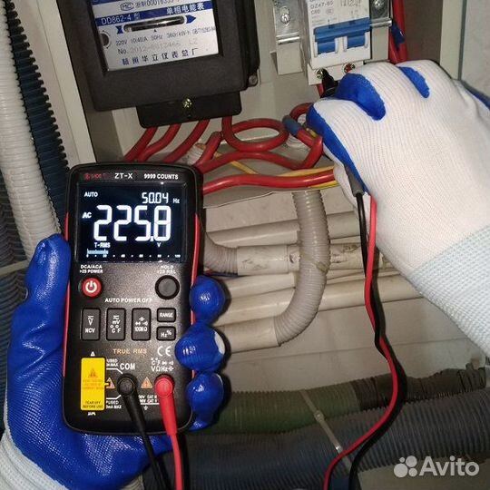 Мультиметр с автоматическим диапазоном
