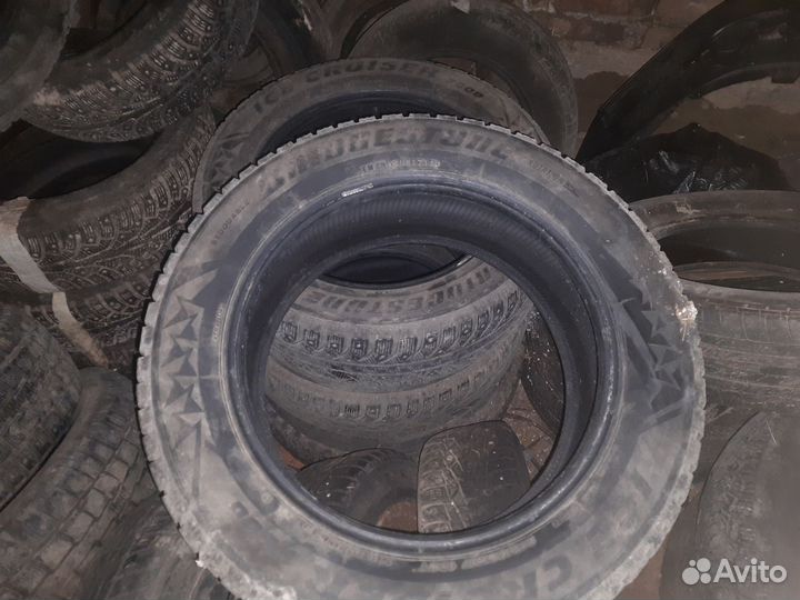 Bridgestone Coach AP1 215/60 R17