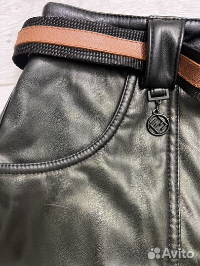 Кожаные шорты