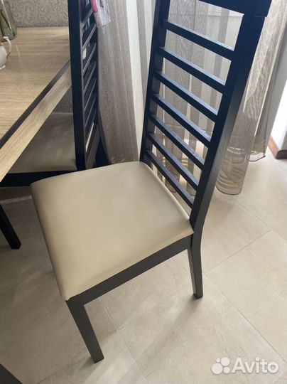 Стулья кухонные 4 штуки