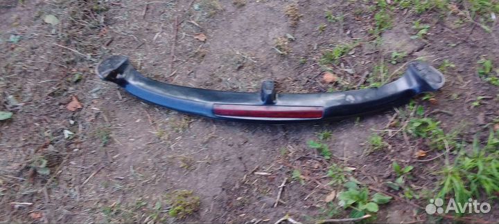 Продам спойлер