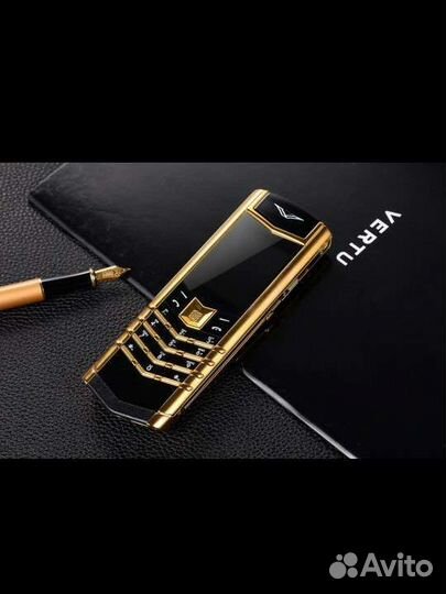 Кнопочный телефон Vertu