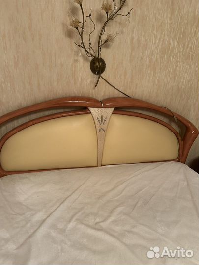 Кровать двухспальная 160 200 без матраса