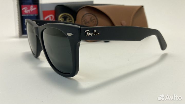 Солнцезащитные очки wayfarer