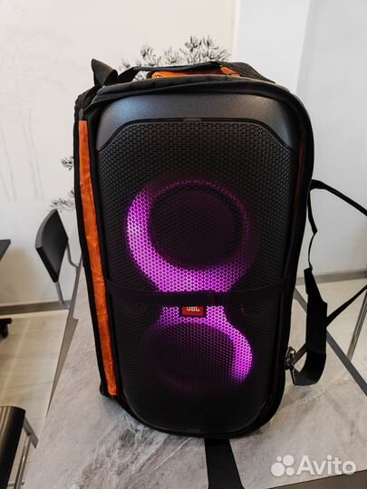 Продам колонку JBL 110 Partybox