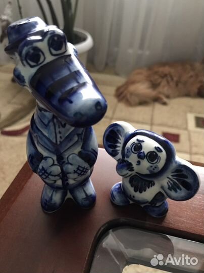Статуэтки фигурки гжель