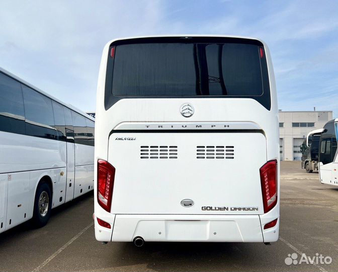 Туристический автобус Golden Dragon XML6122J, 2023