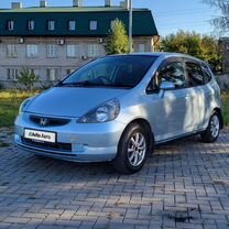 Honda Fit 1.3 CVT, 2001, 238 000 км, с пробегом, цена 480 000 руб.