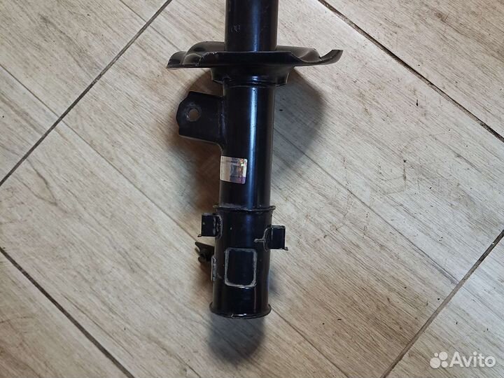 Стойка амортизационная передняя Hyundai Accent