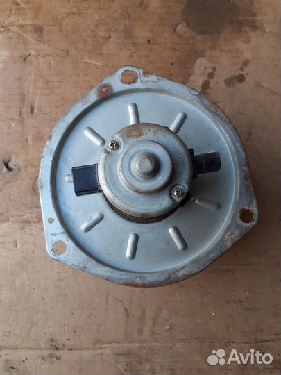 Моторчик отопителя Мазда 626 ге