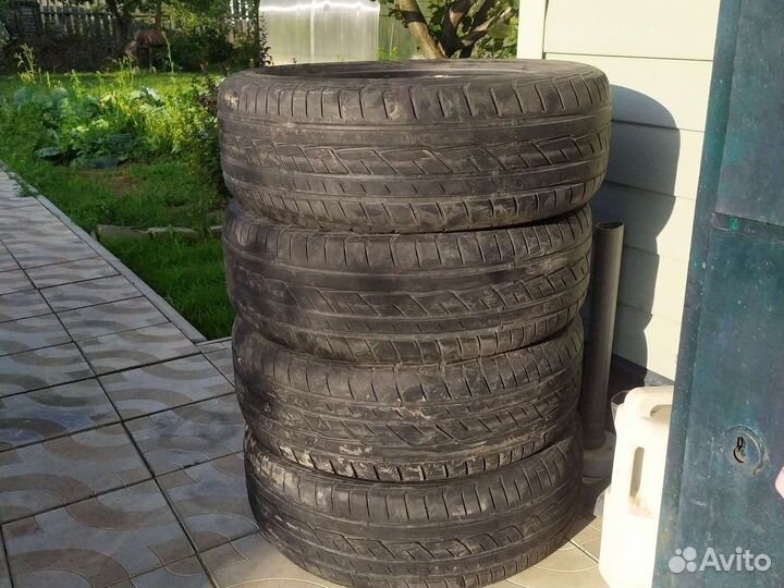 Toyo Proxes CF1 SUV 215/60 R17