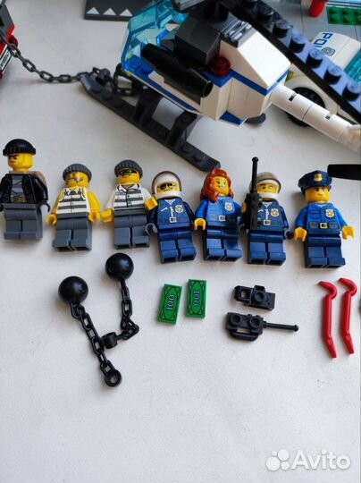 Lego City полицейский участок