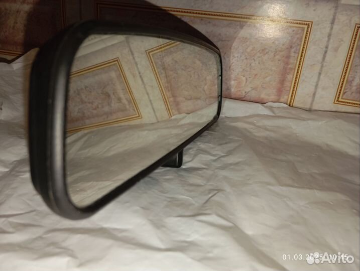 Зеркало заднего вида салонное