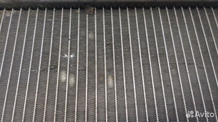 Радиатор охлаждения двигателя Subaru Forester (S10), 1999