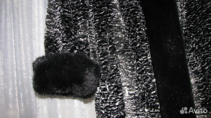 Полупальто зимнее под каракуль