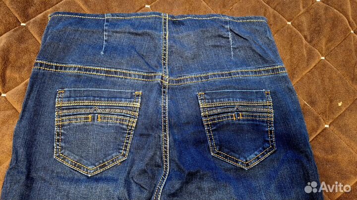 Джинсы