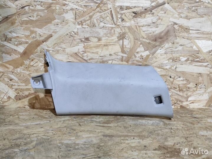 Обшивка стойки левая Subaru Forester S12