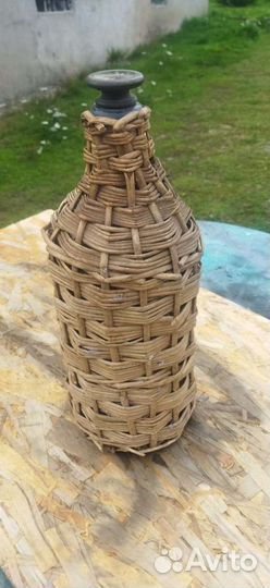 Бутыль четверть