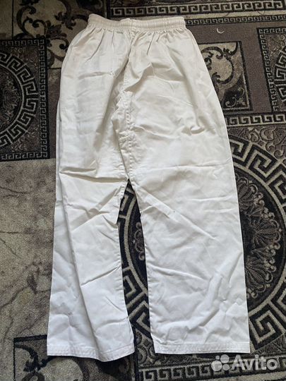 Боксерские перчатки,кимоно