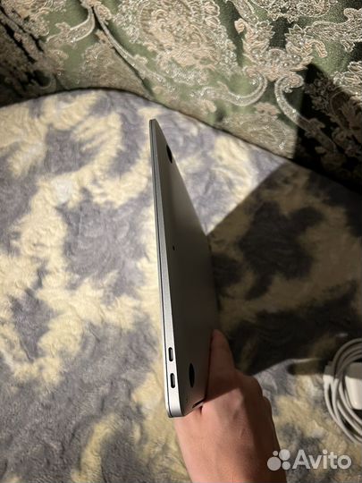 MacBook Air M1 8/512 8 Core Graphics Ростест